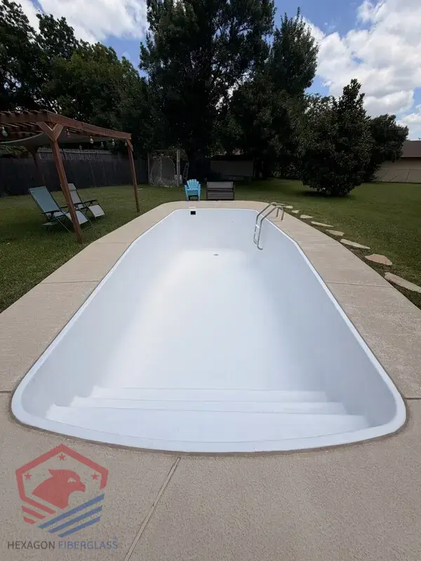 Fiberglass Resurfacing — Hexagon Fiberglass Pools
